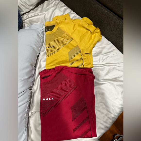 Compression - Picture 1 of 1